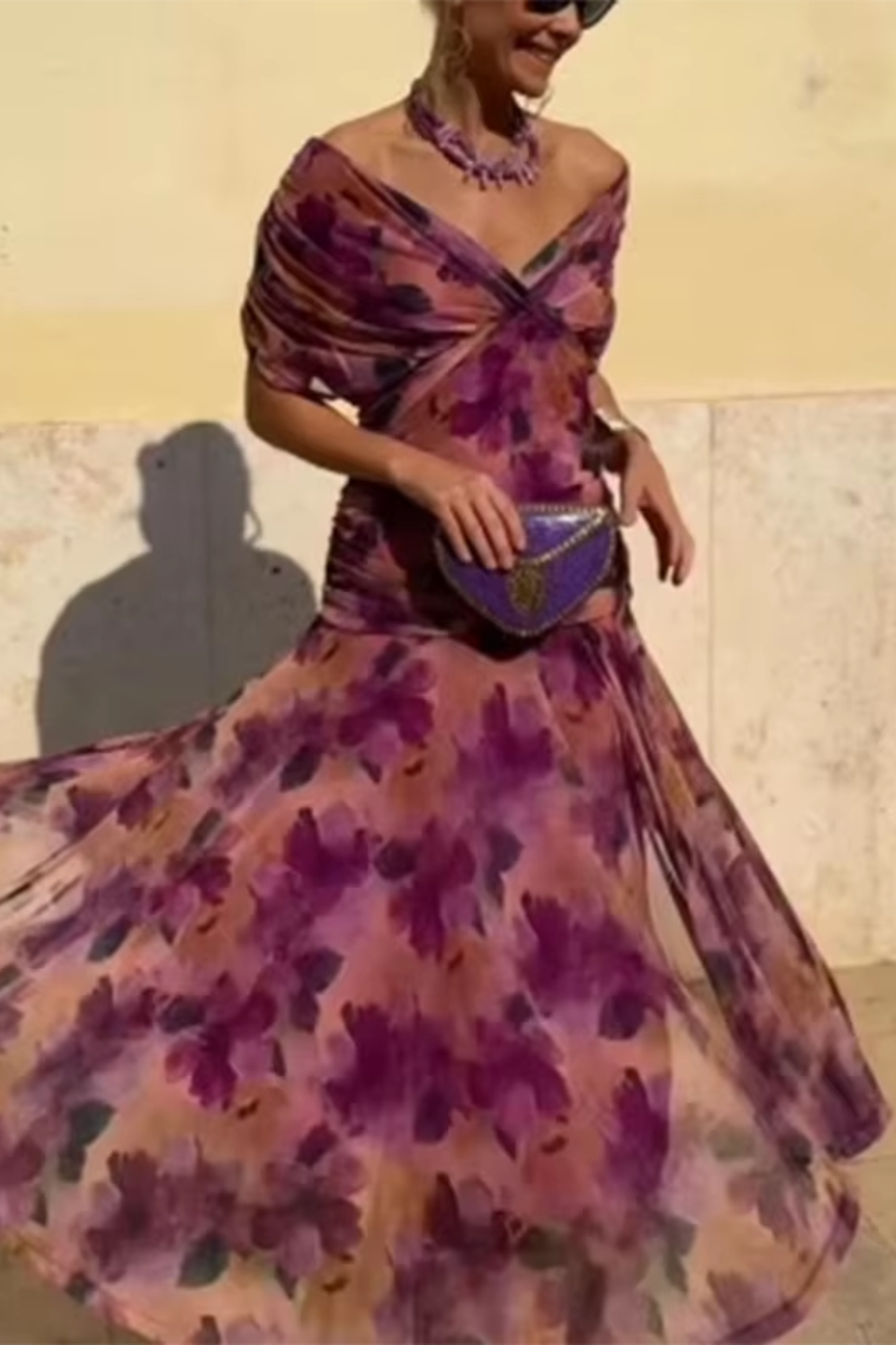 ISABELA | Vestido Elegante Lago de Fiesta con Escote en V