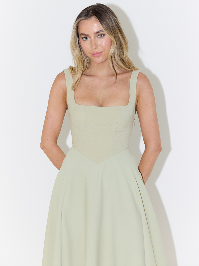 NOIRE | Vestido Midi Elegante